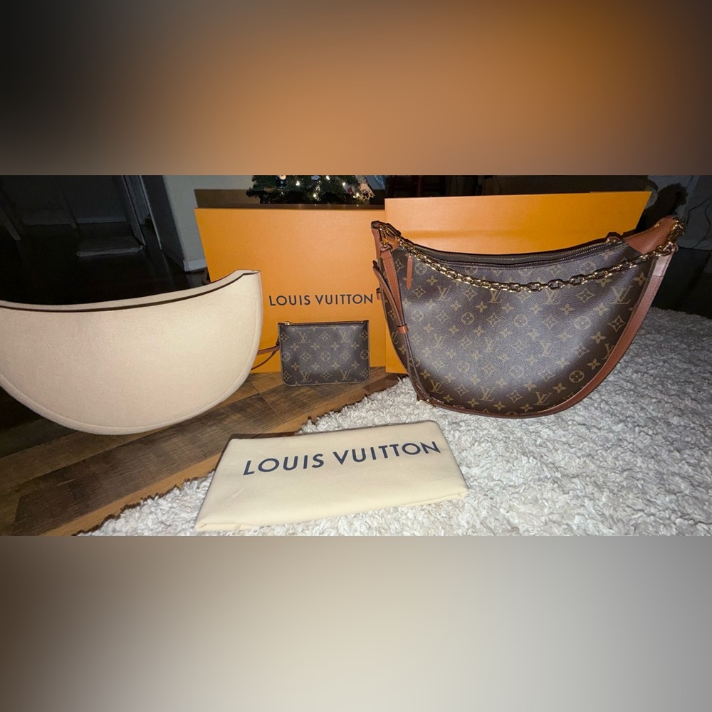Excellent Condition Louis Vuitton Loop Hobo